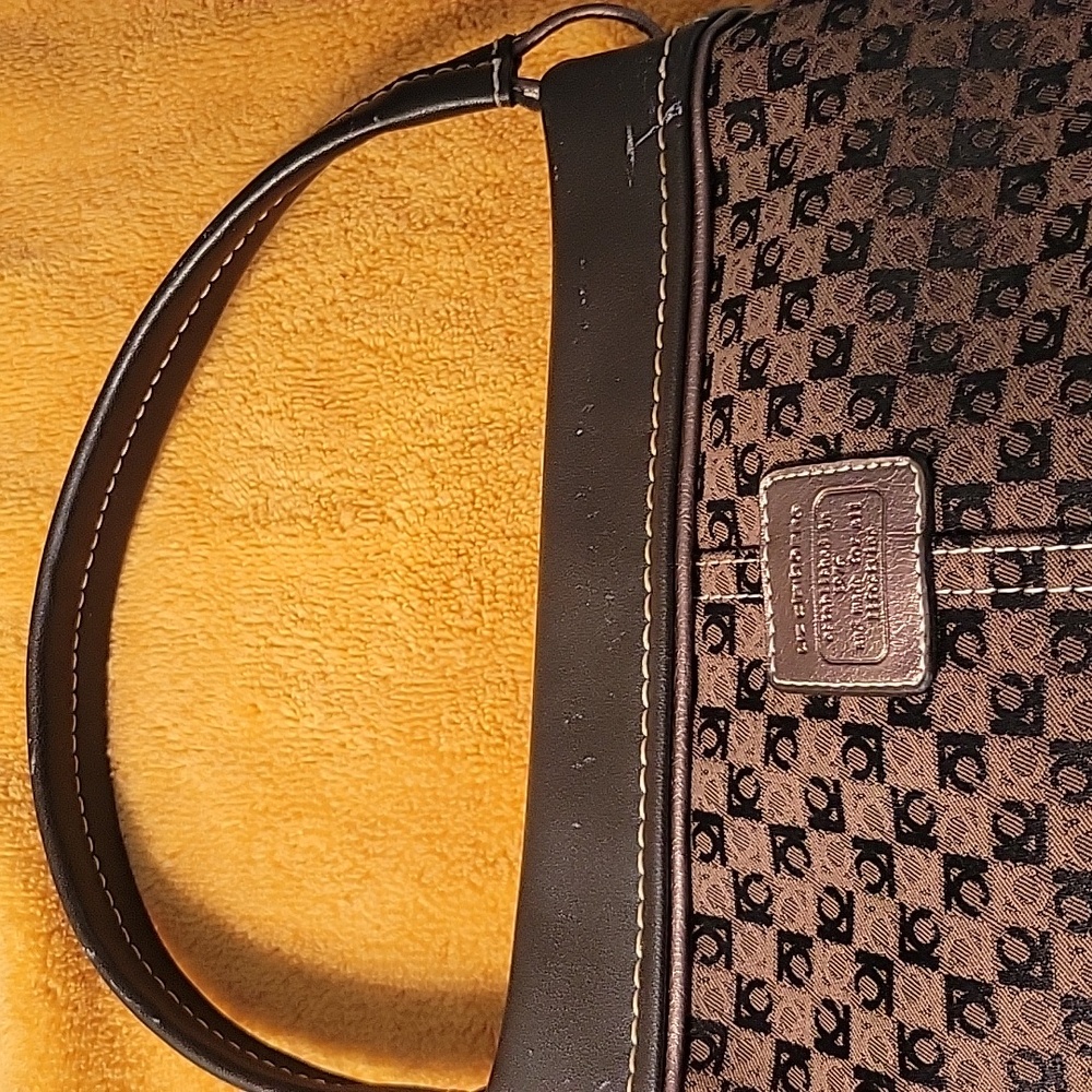 VINTAGE LIZ CLAIBORNE PURSE - Picture 4 of 4